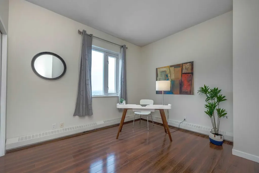 1108 6 Avenue SW Calgary AB T2P 5K1