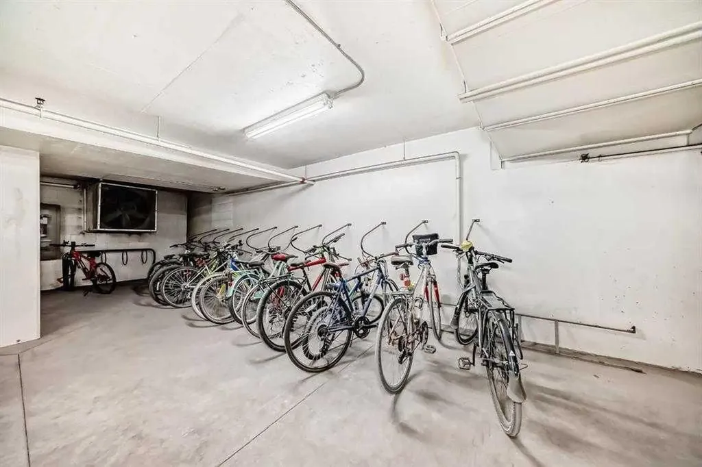 1108 6 Avenue SW Calgary AB T2P 5K1