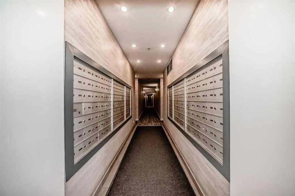 1108 6 Avenue SW Calgary AB T2P 5K1