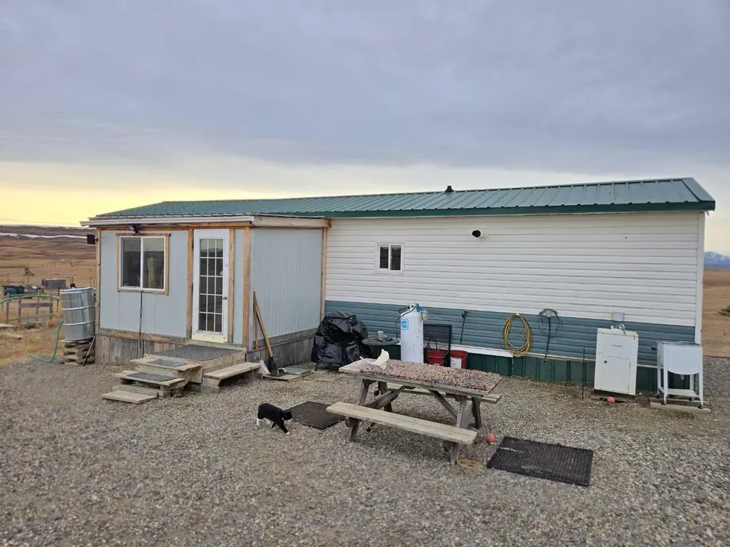 Unknown Rr272 Southern Ab Rural Cardston County AB T0K 1N0