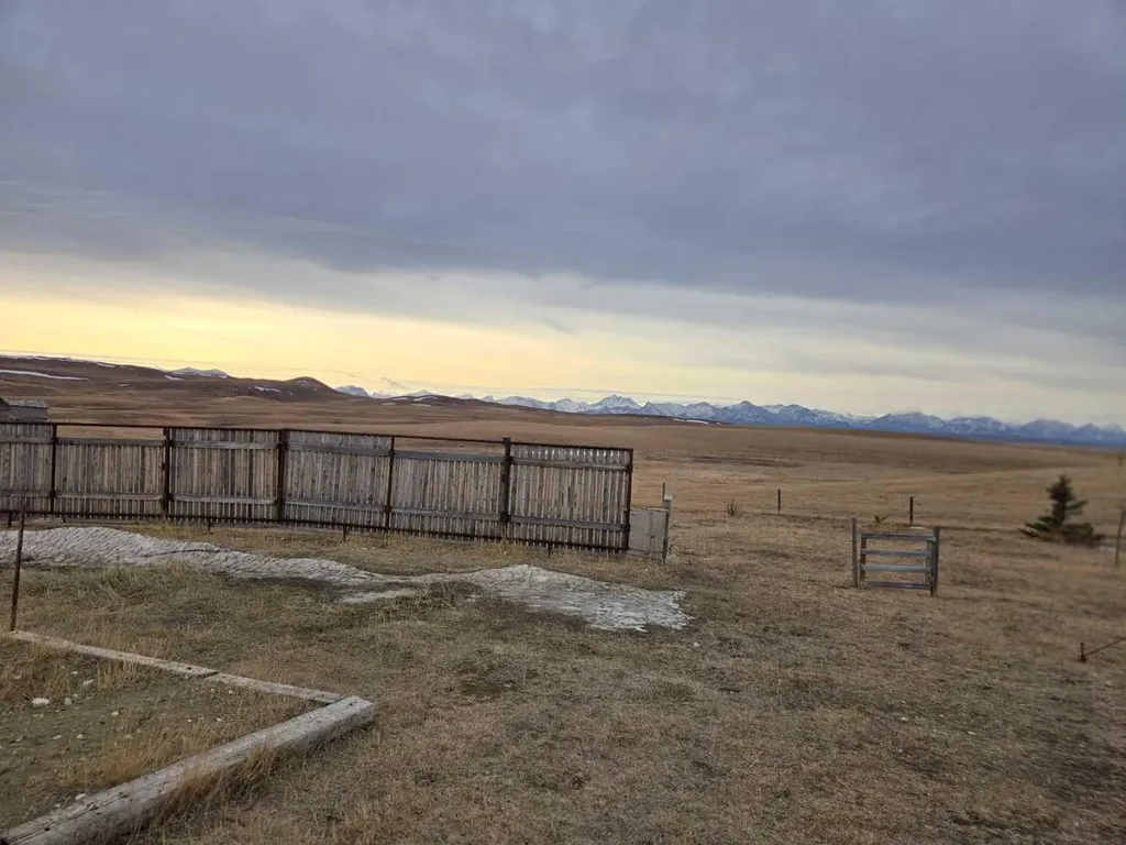 Unknown Rr272 Southern Ab Rural Cardston County AB T0K 1N0