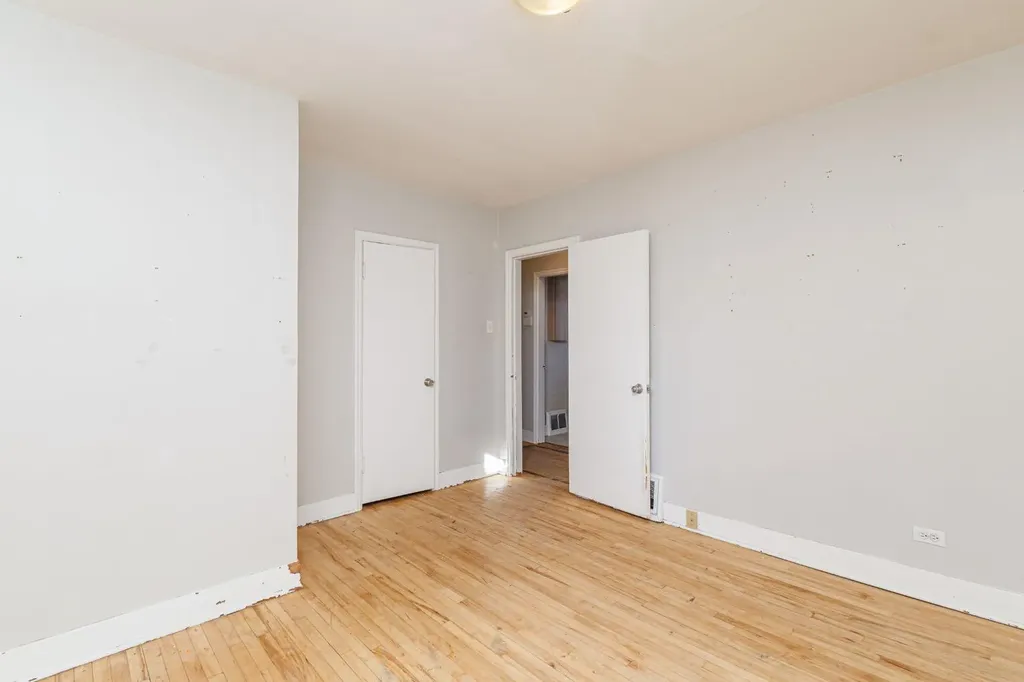 2820 Parkdale Boulevard NW Calgary AB t2n 3s8