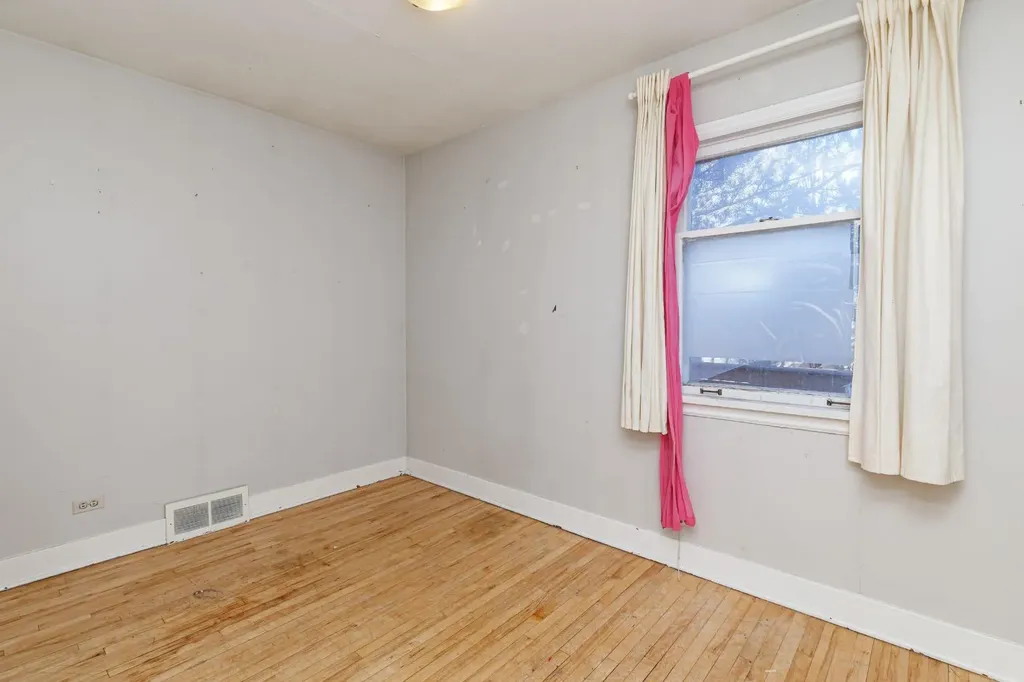 2820 Parkdale Boulevard NW Calgary AB t2n 3s8