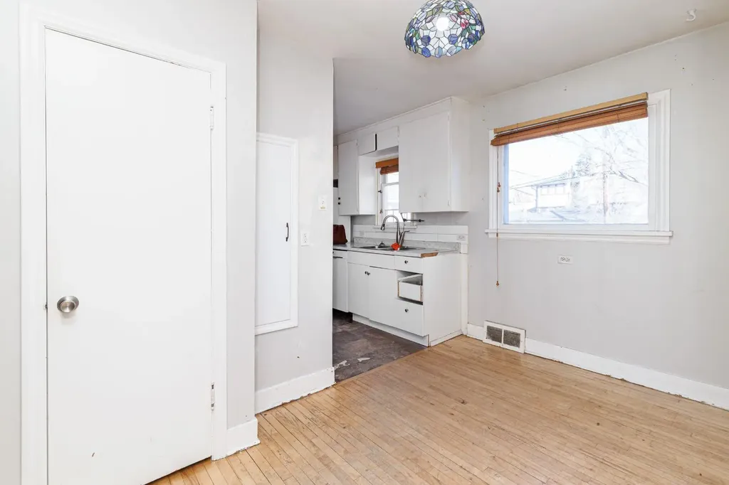 2820 Parkdale Boulevard NW Calgary AB t2n 3s8