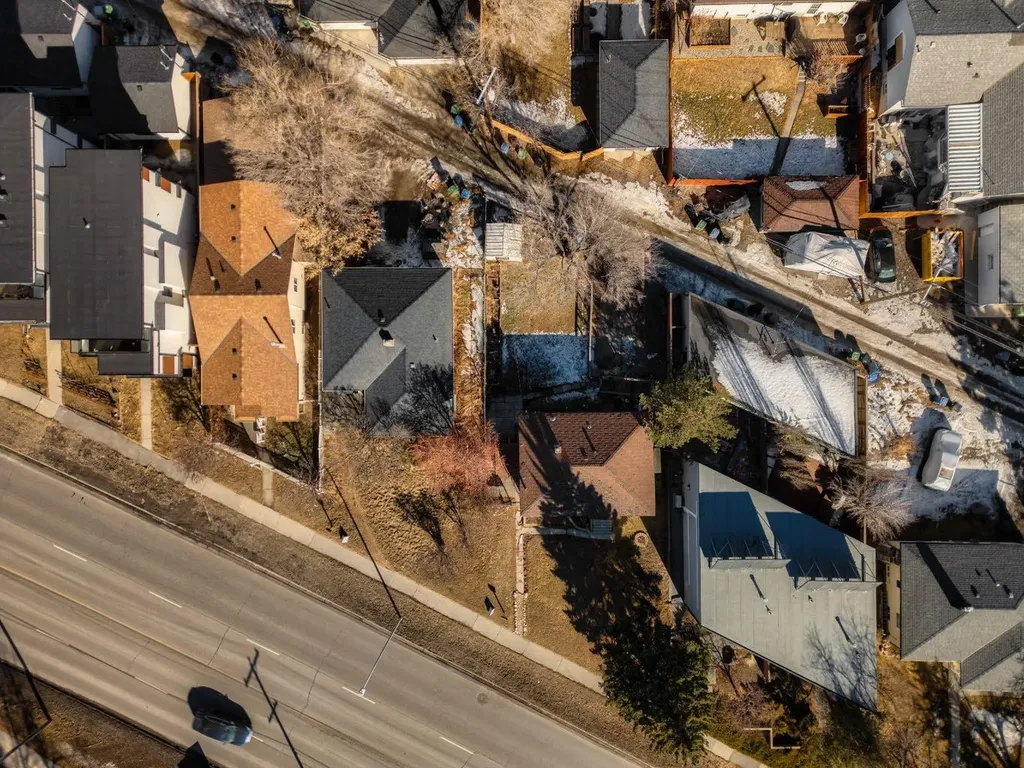 2820 Parkdale Boulevard NW Calgary AB t2n 3s8