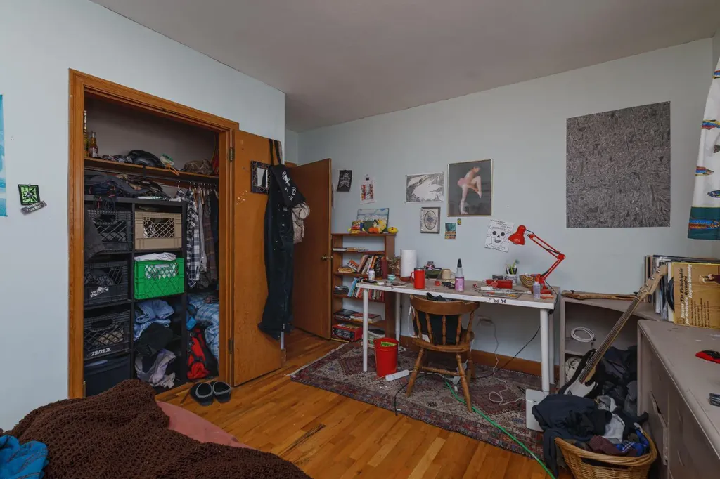 2824 Parkdale Boulevard NW Calgary AB t2n 3s8