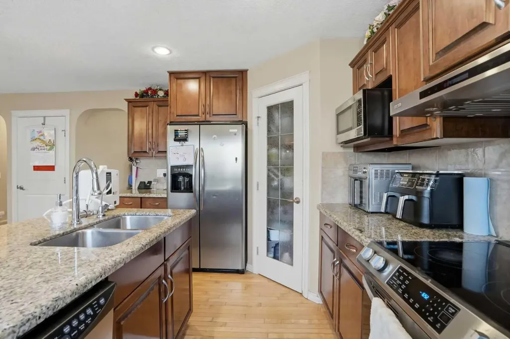 197 West Creek Boulevard Chestermere AB T1X 1S8
