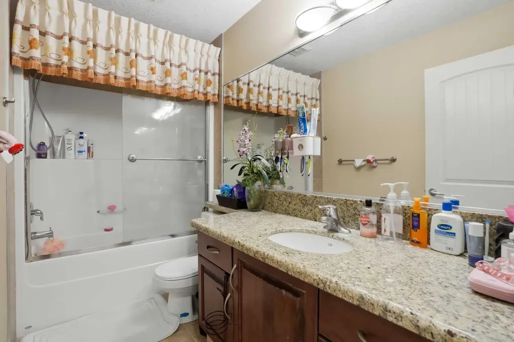 197 West Creek Boulevard Chestermere AB T1X 1S8