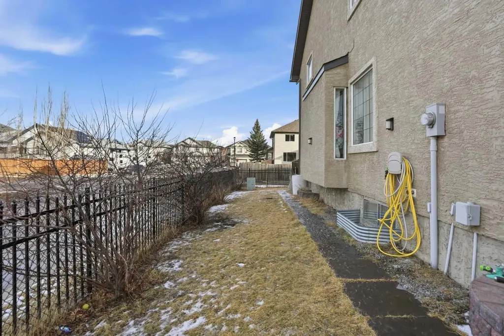 197 West Creek Boulevard Chestermere AB T1X 1S8