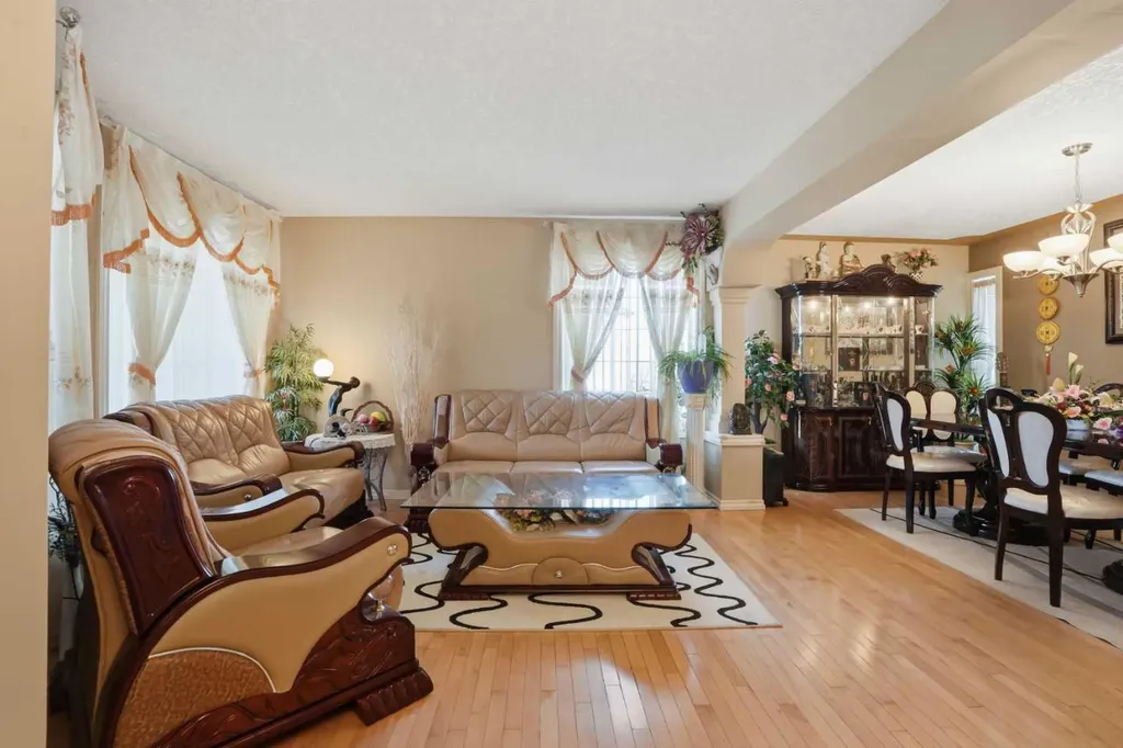 197 West Creek Boulevard Chestermere AB T1X 1S8