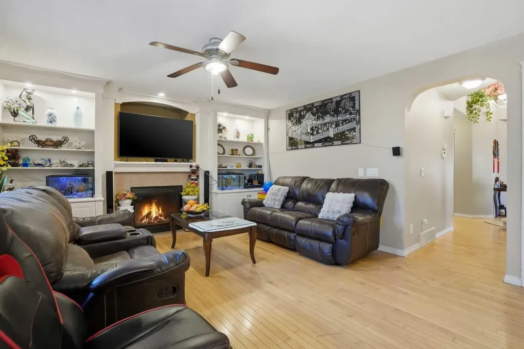 197 West Creek Boulevard Chestermere AB T1X 1S8