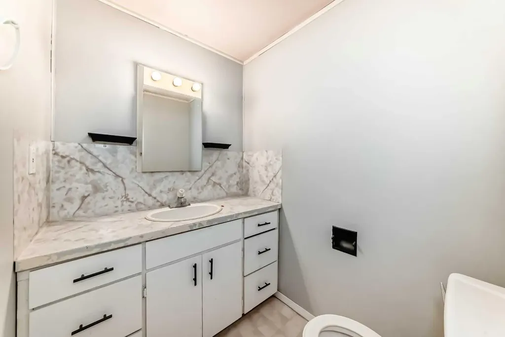 5209 46 Street Rimbey AB T0C 2J0