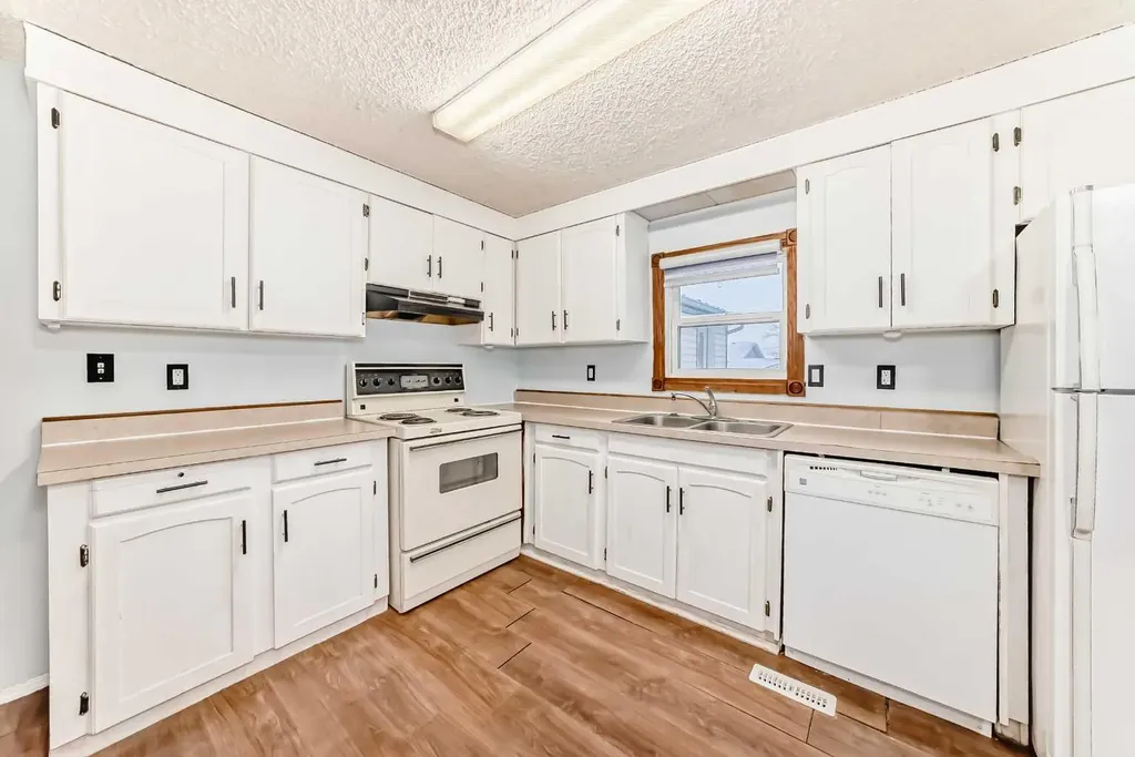 5209 46 Street Rimbey AB T0C 2J0