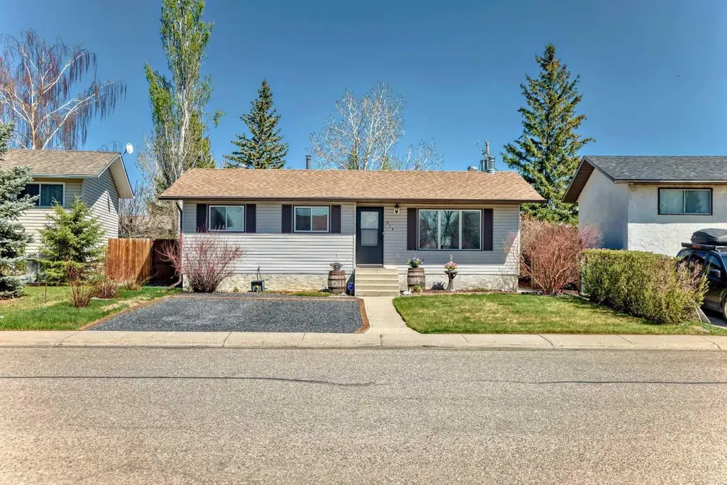 314 Mckinnon Drive Carseland AB T0J 0M0