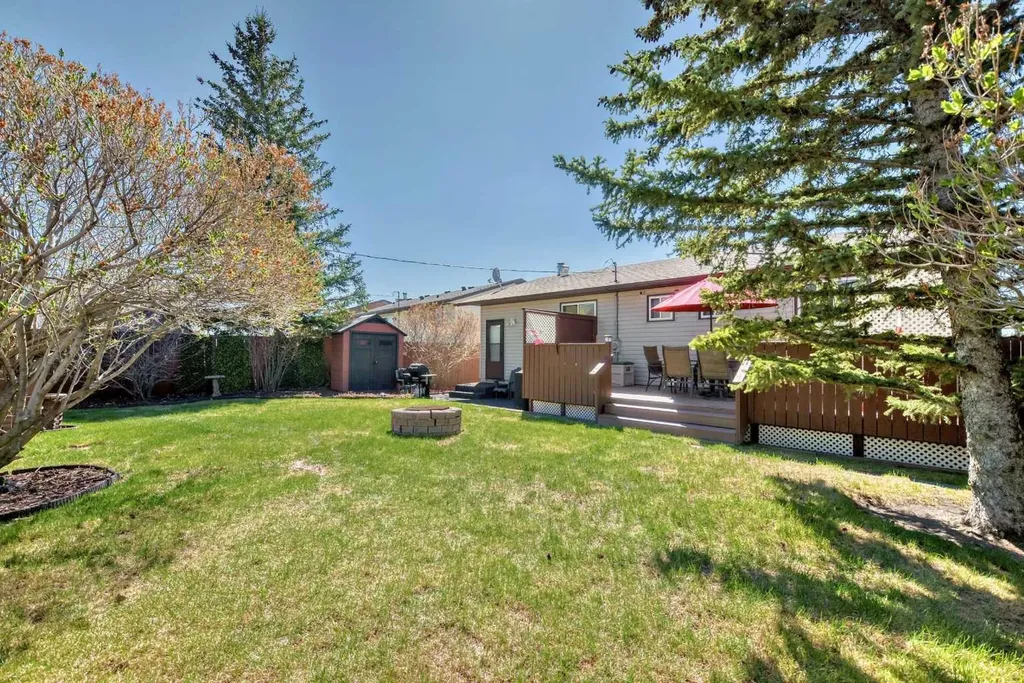314 Mckinnon Drive Carseland AB T0J 0M0