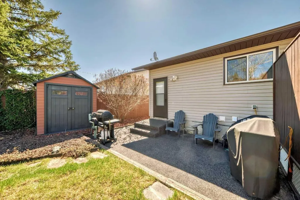 314 Mckinnon Drive Carseland AB T0J 0M0