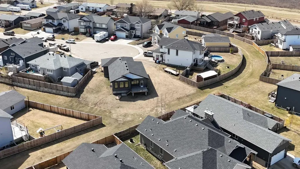 120 Beaconview Place Fort Mcmurray AB T9H2S6