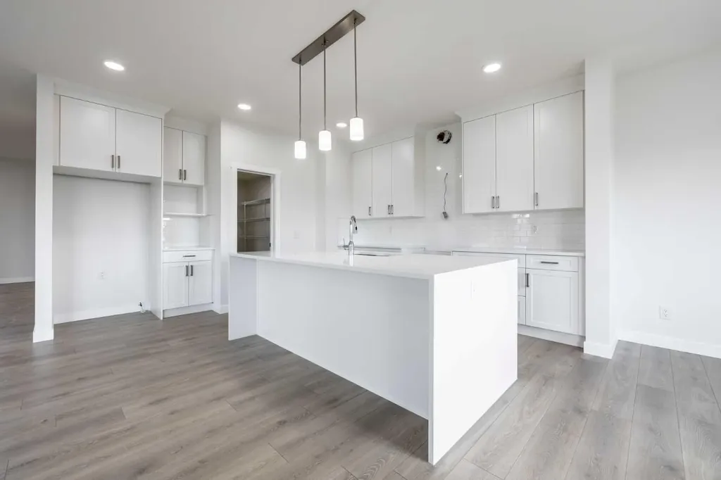 63 Amber View Balzac AB T4B 5T7