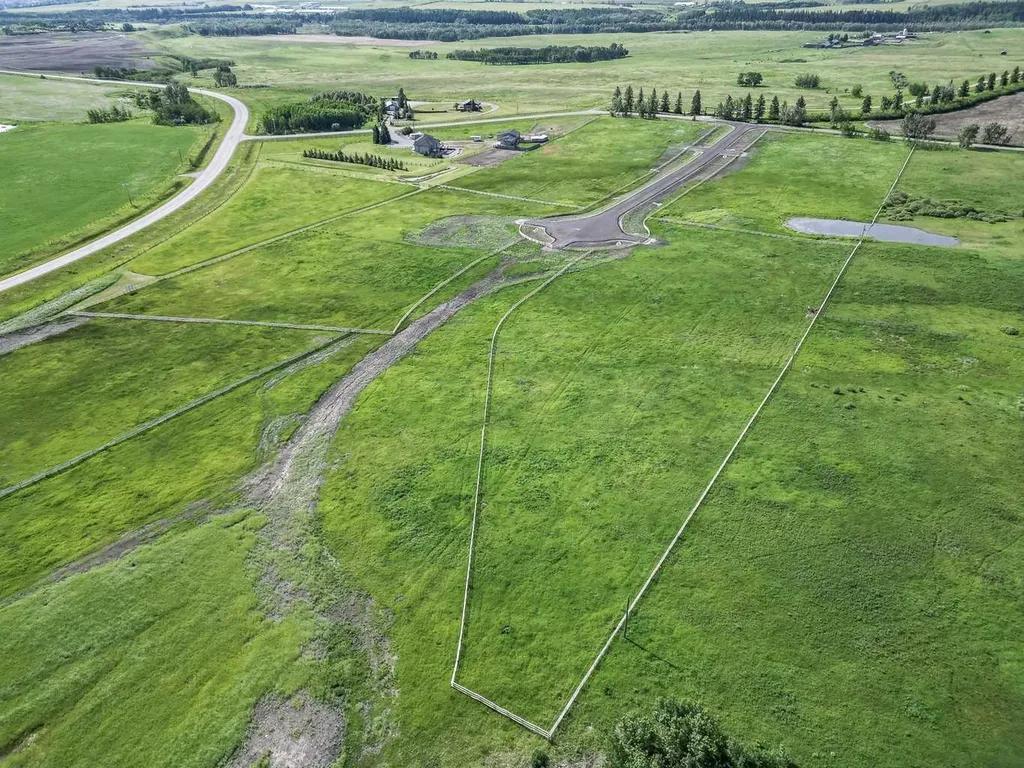 338165 Hwy 549 W Rural Foothills County AB T1S 2Z3