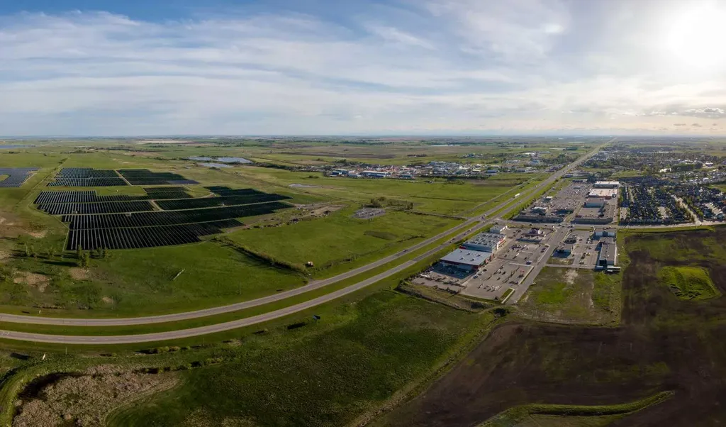 1 Highway 1 Strathmore AB T1P 1K1