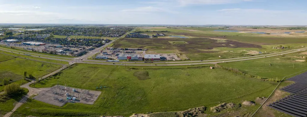 1 Highway 1 Strathmore AB T1P 1K1