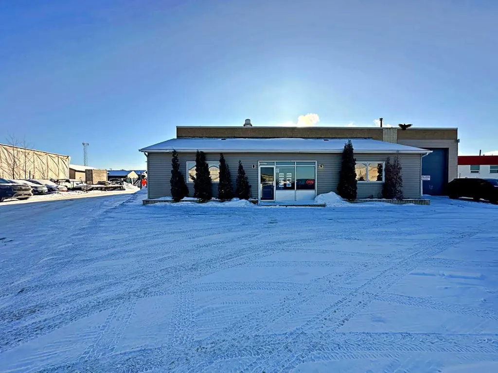 145 Macdonald Crescent Fort Mcmurray AB T9H 4B3
