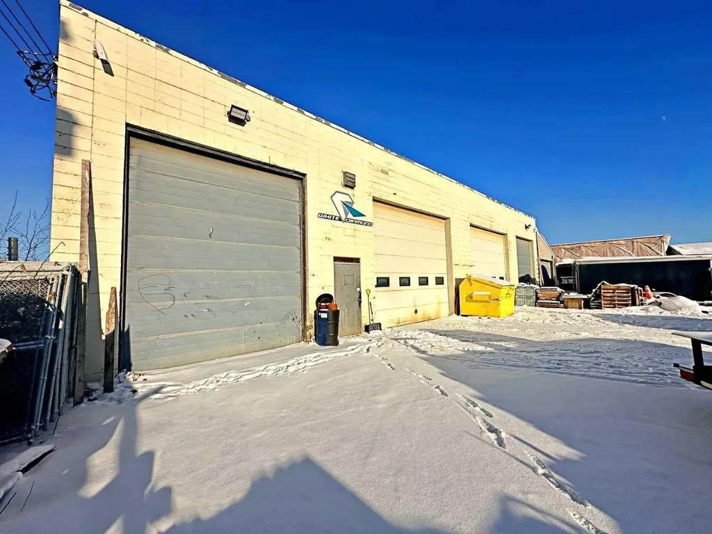 145 Macdonald Crescent Fort Mcmurray AB T9H 4B3
