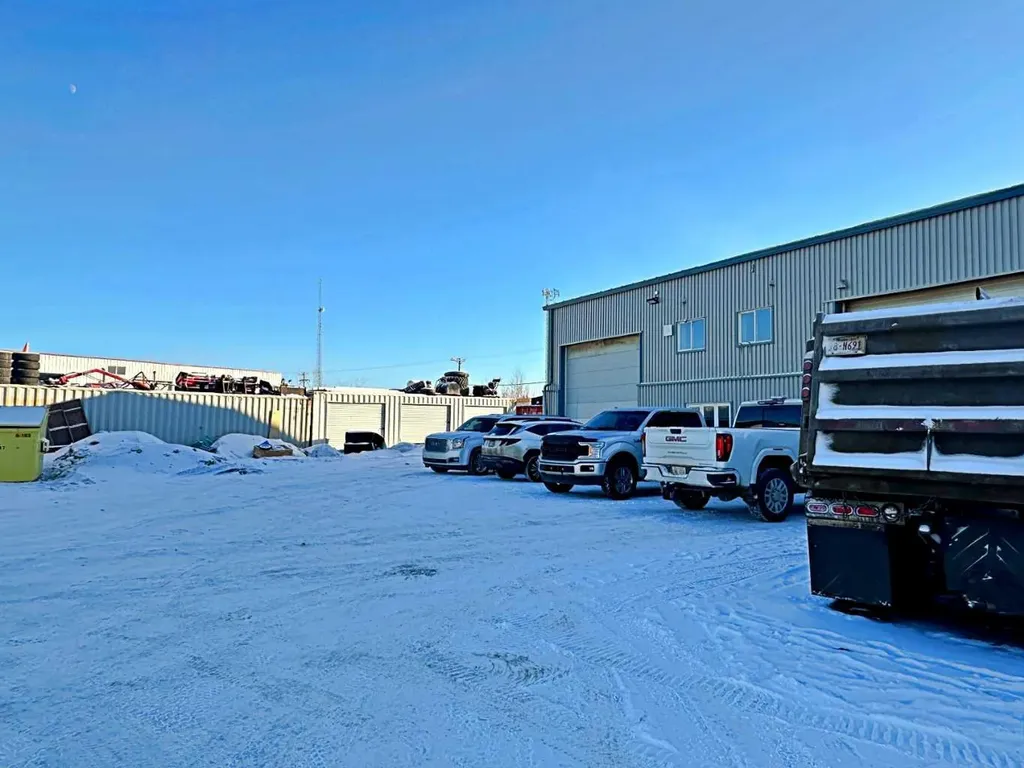 145 Macdonald Crescent Fort Mcmurray AB T9H 4B3