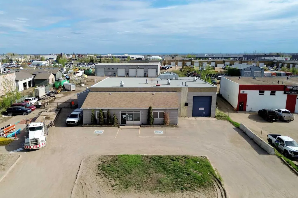 145 Macdonald Crescent Fort Mcmurray AB T9H 4B3