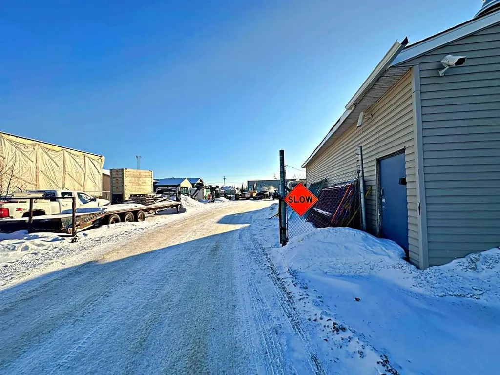145 Macdonald Crescent Fort Mcmurray AB T9H 4B3