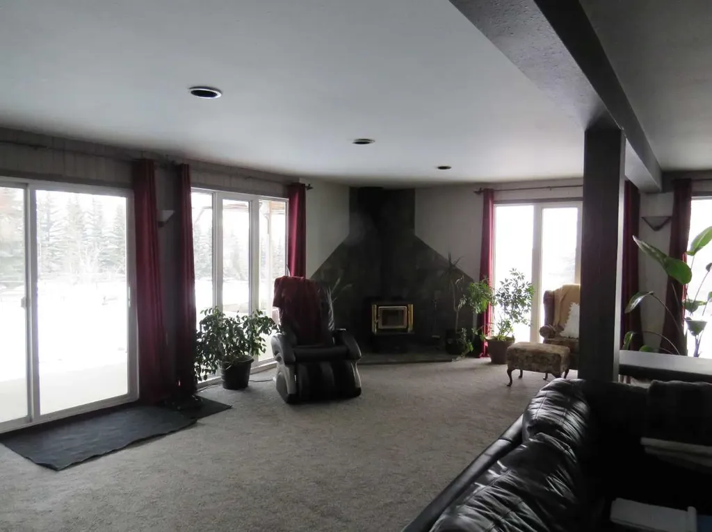 2025 Twp Road 400 Rural Lacombe County AB T0C 0J0