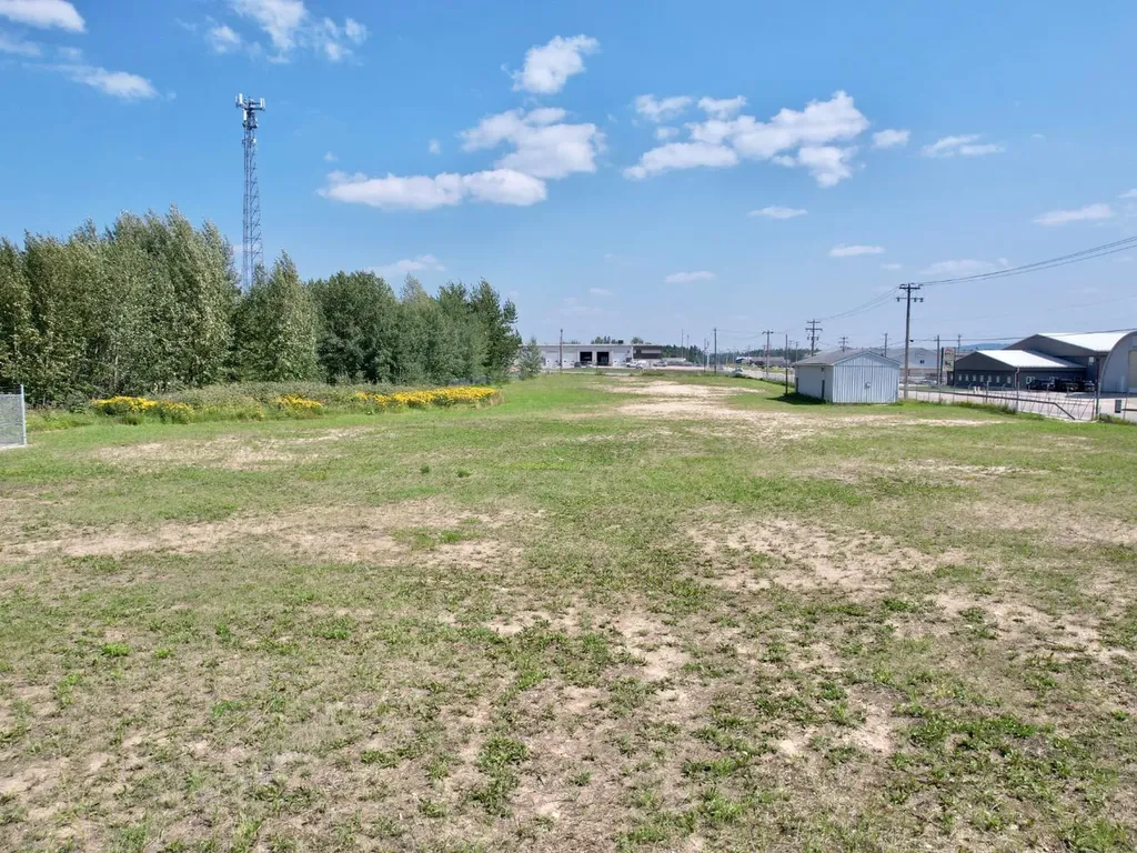 3766 41 Avenue Whitecourt AB T7S 1N9