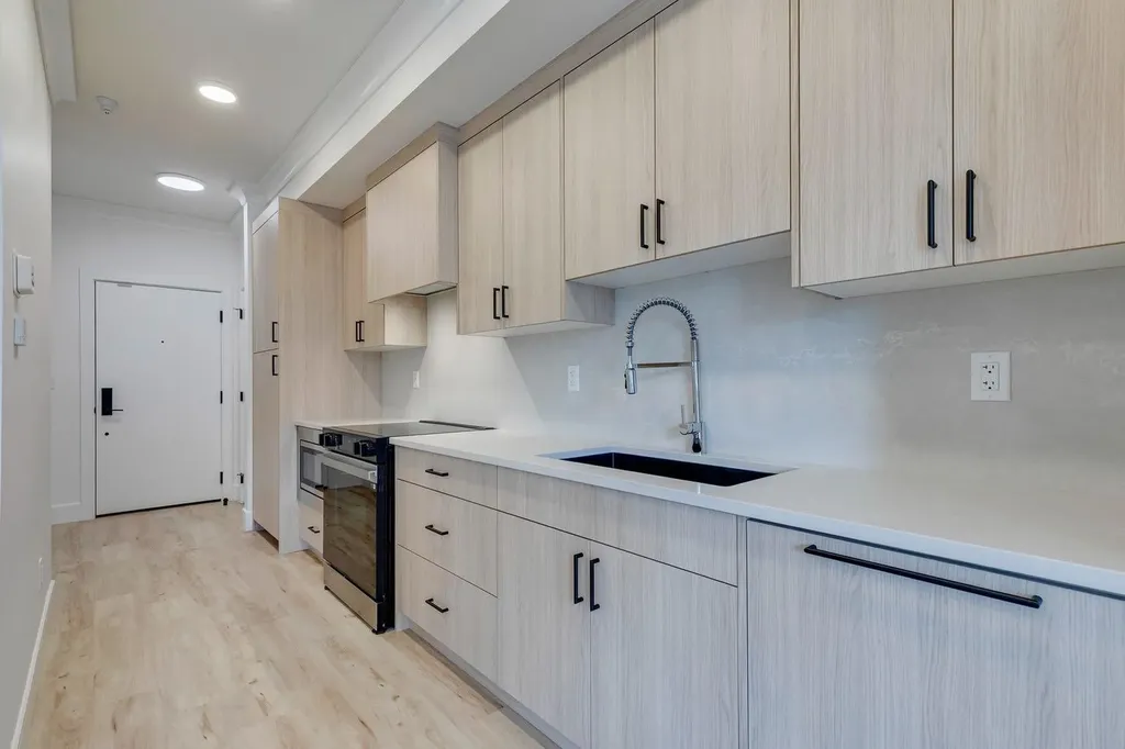 4270 Norford Avenue NW Calgary AB T3B 6P8