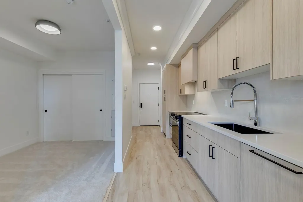 4270 Norford Avenue NW Calgary AB T3B 6P8