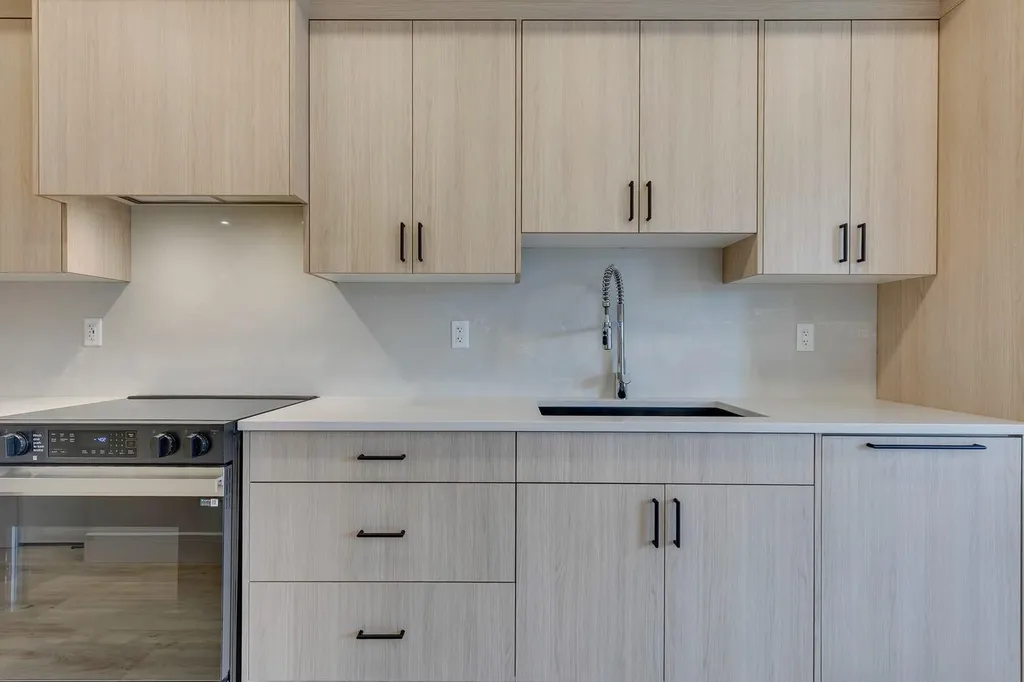 4270 Norford Avenue NW Calgary AB T3B 6P8