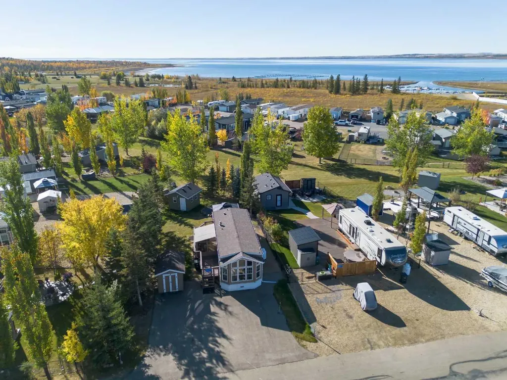 10042 Township Road 422 Rural Ponoka County AB T4J 1V9