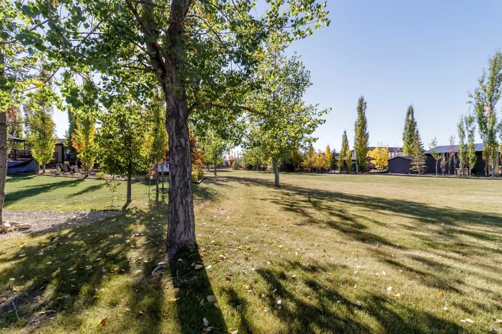 10042 Township Road 422 Rural Ponoka County AB T4J 1V9