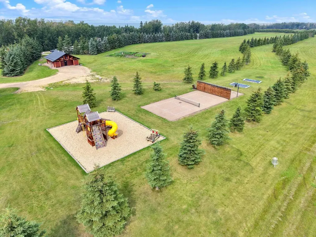 41310 Range Road 282 Rural Lacombe County AB T4L 2N3