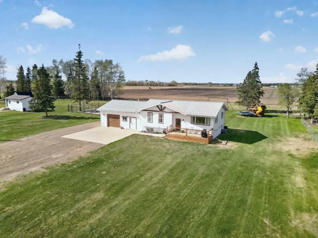 106157 Range Road 142 Rural Mackenzie County AB T0H 2H0
