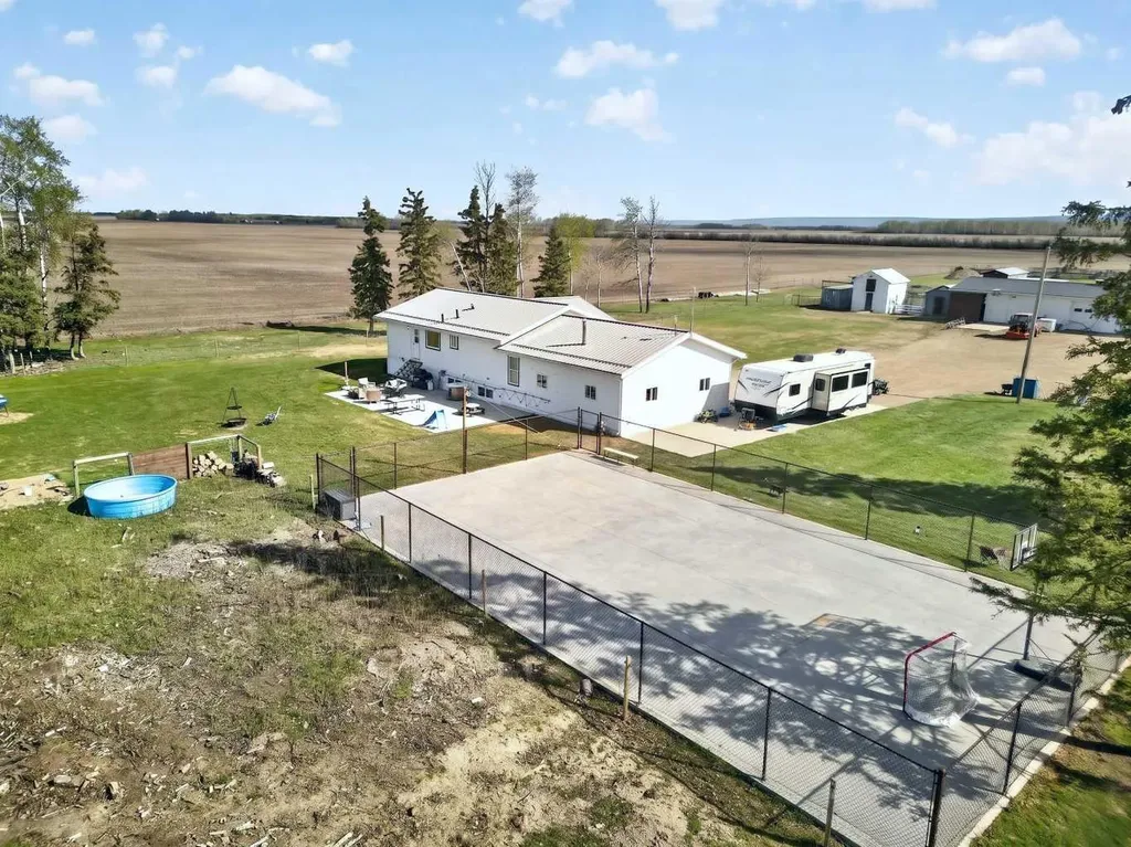 106157 Range Road 142 Rural Mackenzie County AB T0H 2H0