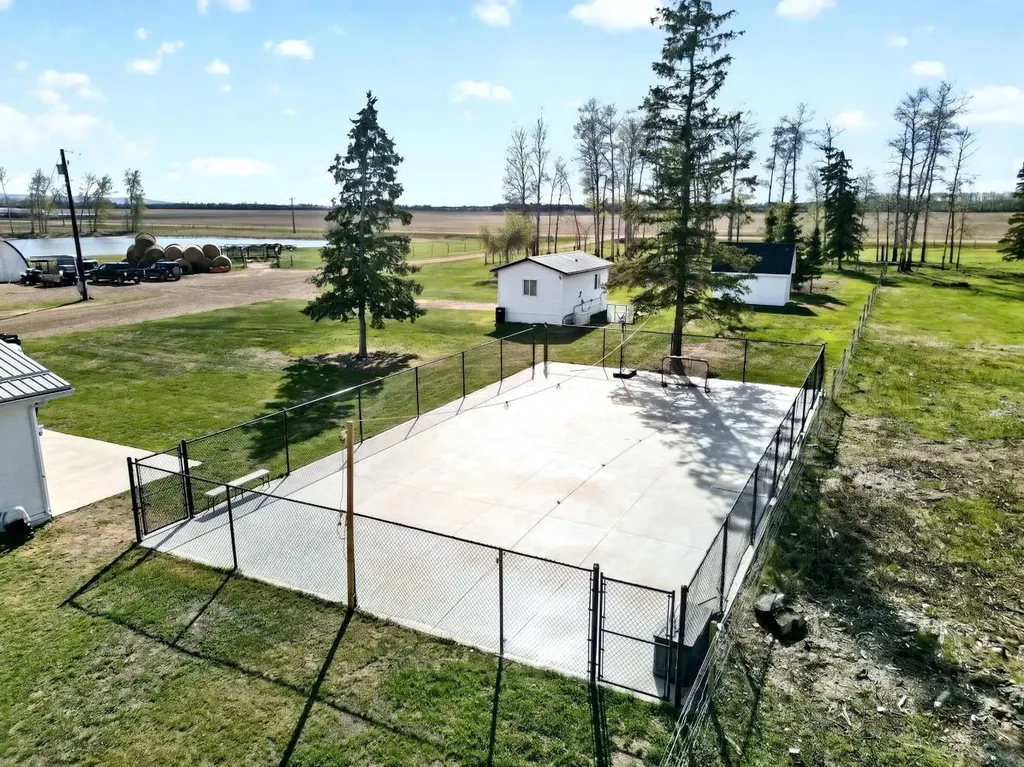 106157 Range Road 142 Rural Mackenzie County AB T0H 2H0