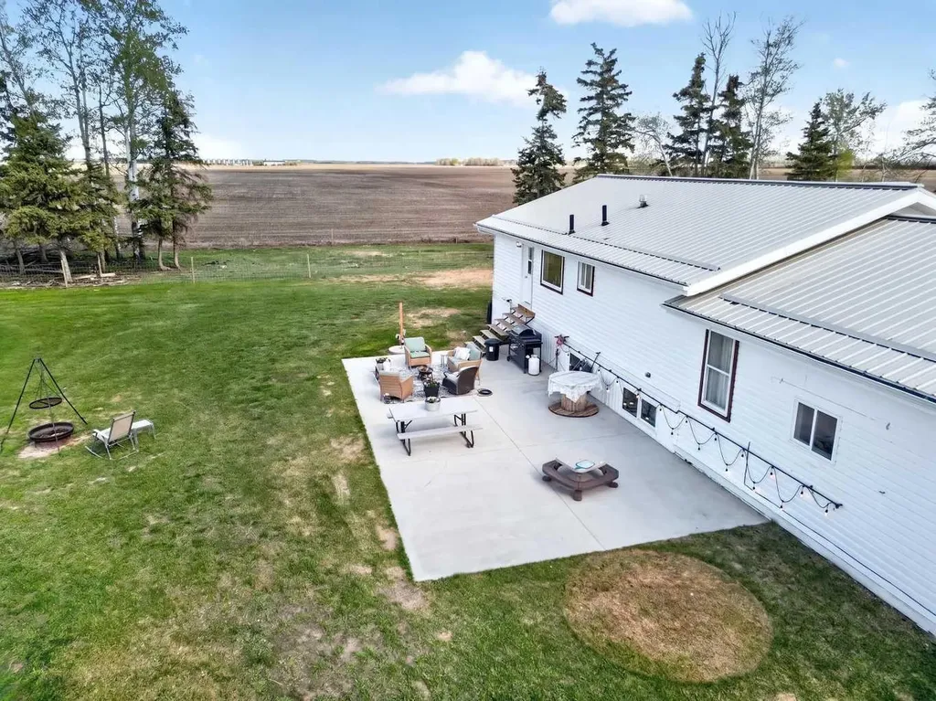 106157 Range Road 142 Rural Mackenzie County AB T0H 2H0