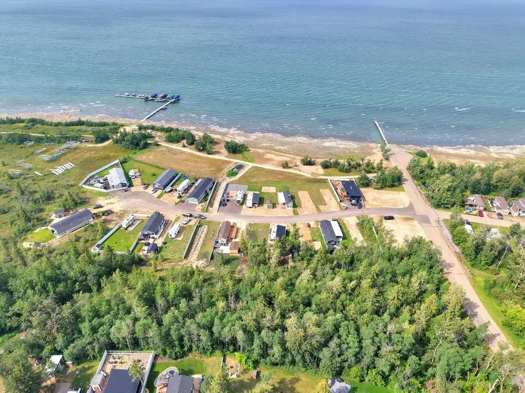 41310 Range Road 282 Rural Lacombe County AB T4L 2N3
