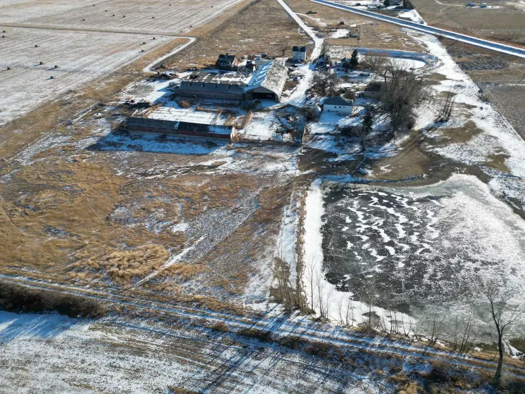 24 213032 Twp Road 94 Rural Lethbridge County AB T1J 5R2