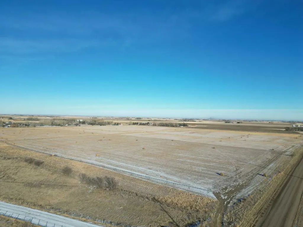 24 213032 Twp Road 94 Rural Lethbridge County AB T1J 5R2