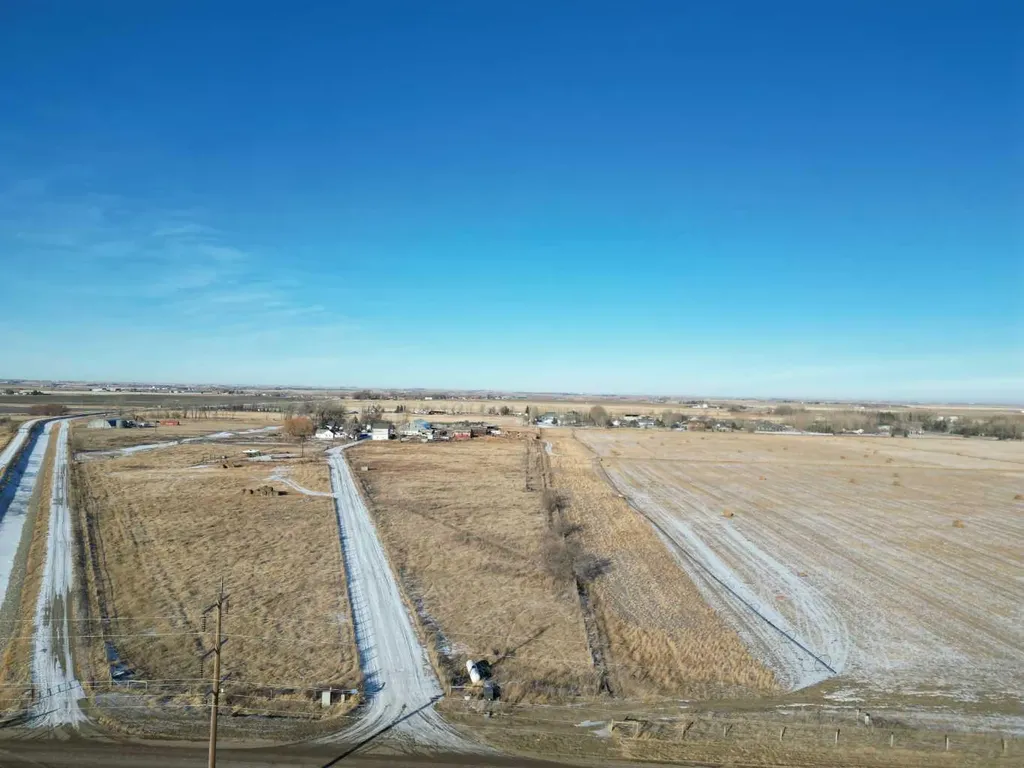24 213032 Twp Road 94 Rural Lethbridge County AB T1J 5R2