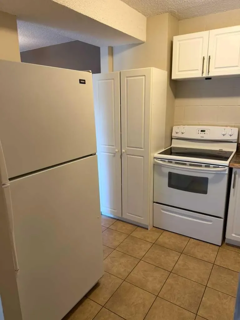 8808 96 Street Peace River AB T8S1G6