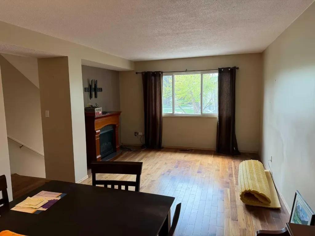 8808 96 Street Peace River AB T8S1G6