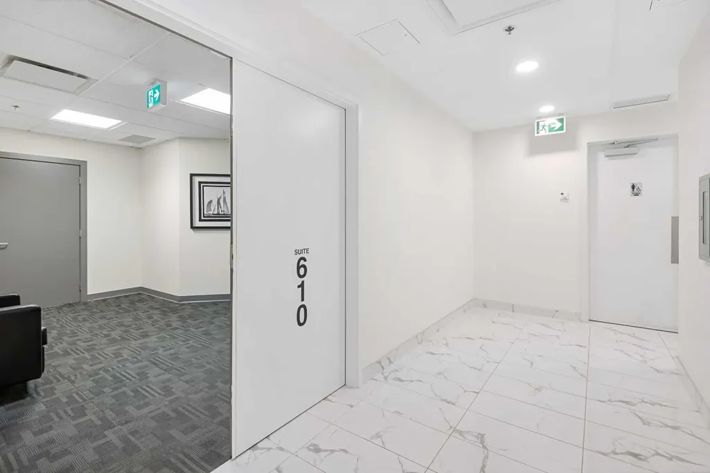 634 6 Avenue SW Calgary AB T2P 0S4