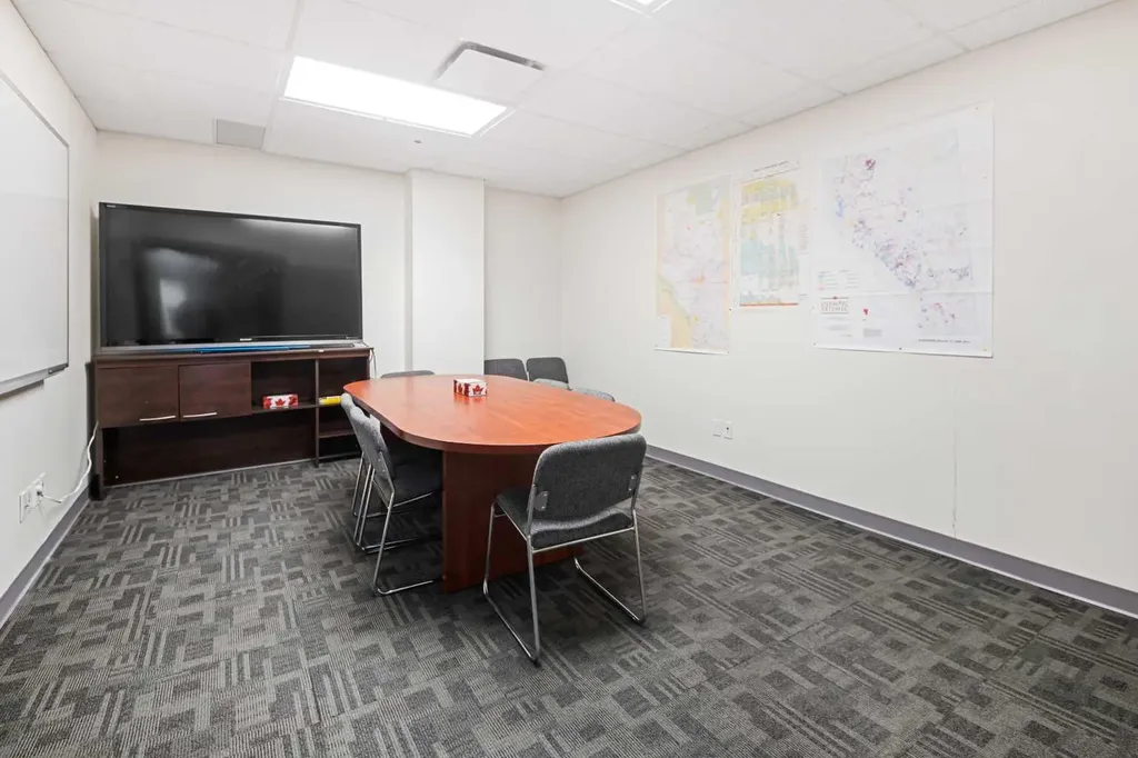 634 6 Avenue SW Calgary AB T2P 0S4
